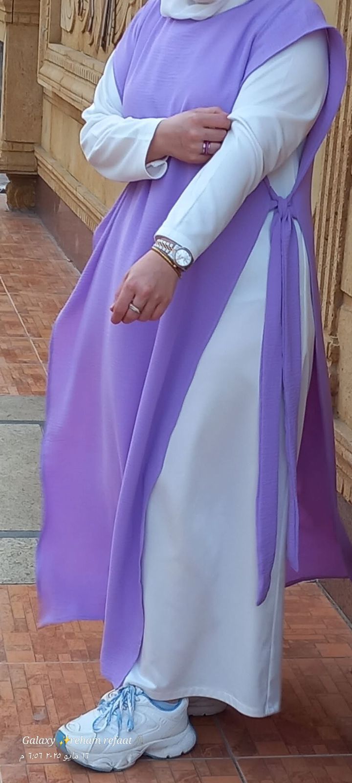 Women's abaya